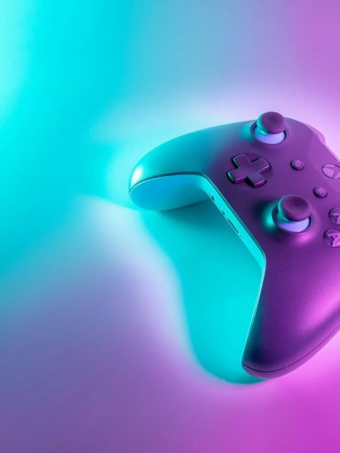 red xbox one game controller